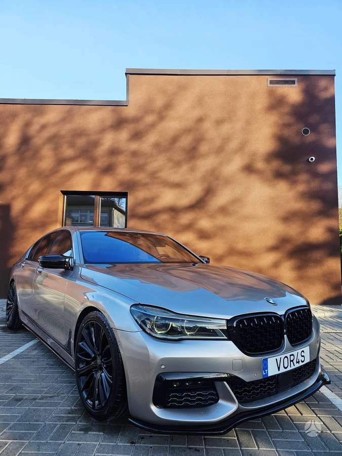 BMW 740, 3.0 l., Седан