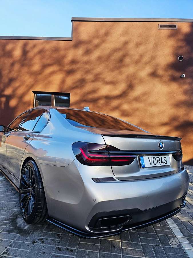 BMW 740, 3.0 l., Седан