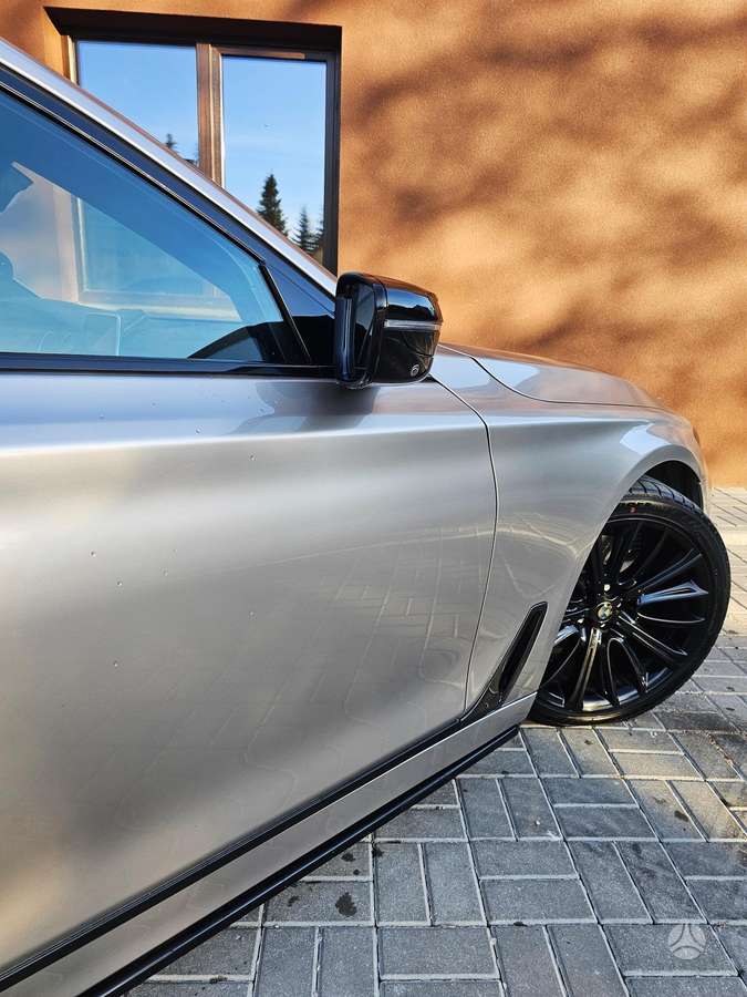 BMW 740, 3.0 l., Седан