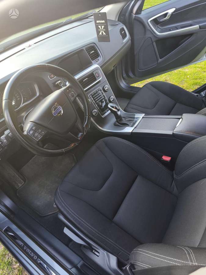 Volvo V60, 2.0 l., Универсал
