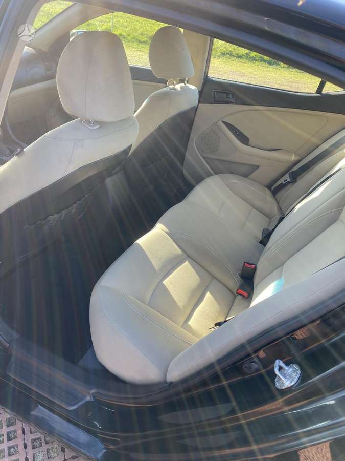 Kia Optima, 2.4 l., saloon / sedan