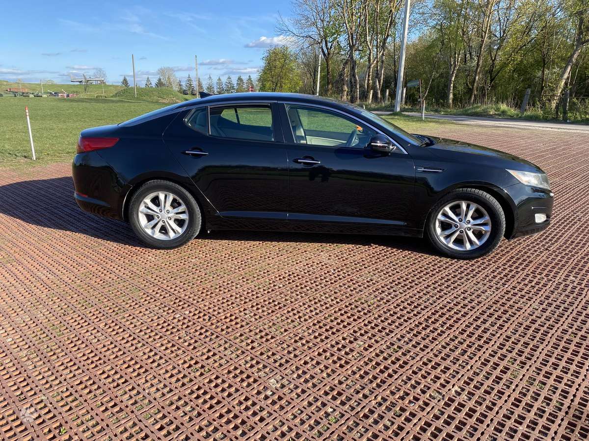 Kia Optima, 2.4 l., saloon / sedan