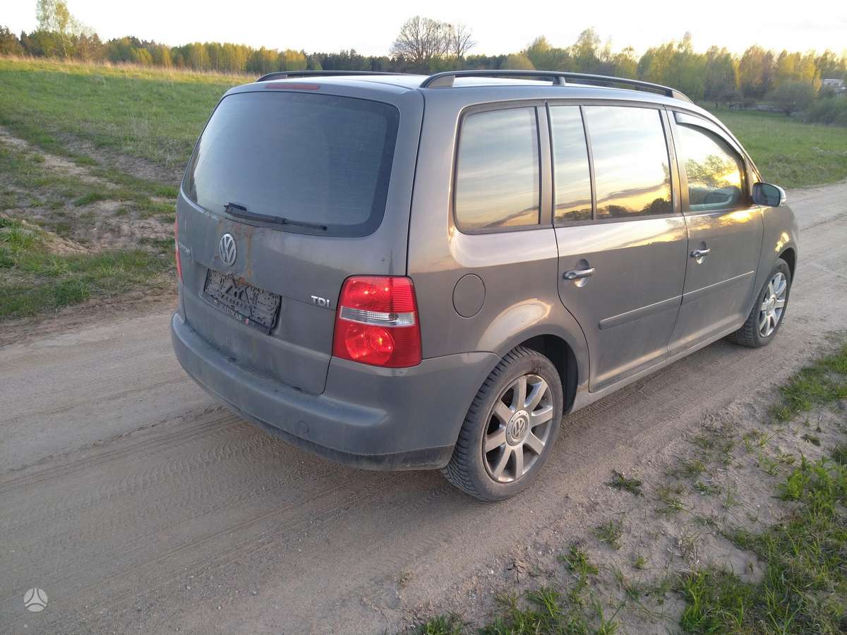 Volkswagen Touran