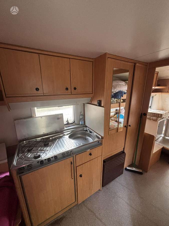 Knaus 550, caravans