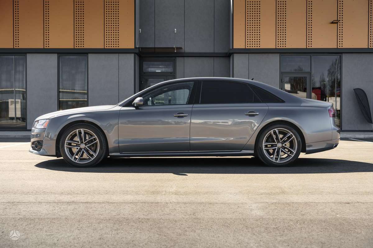 Audi A8 L, 3.0 l., Лимузин