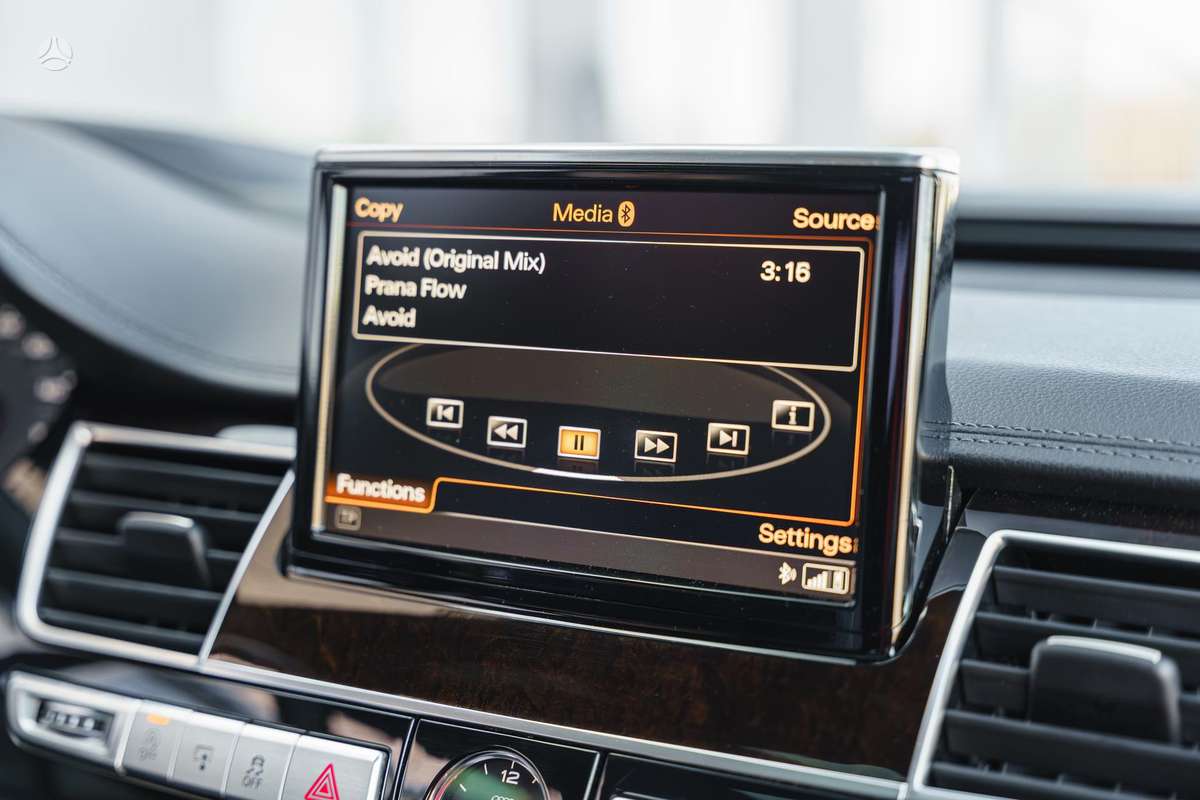 Audi A8 L, 3.0 l., Лимузин