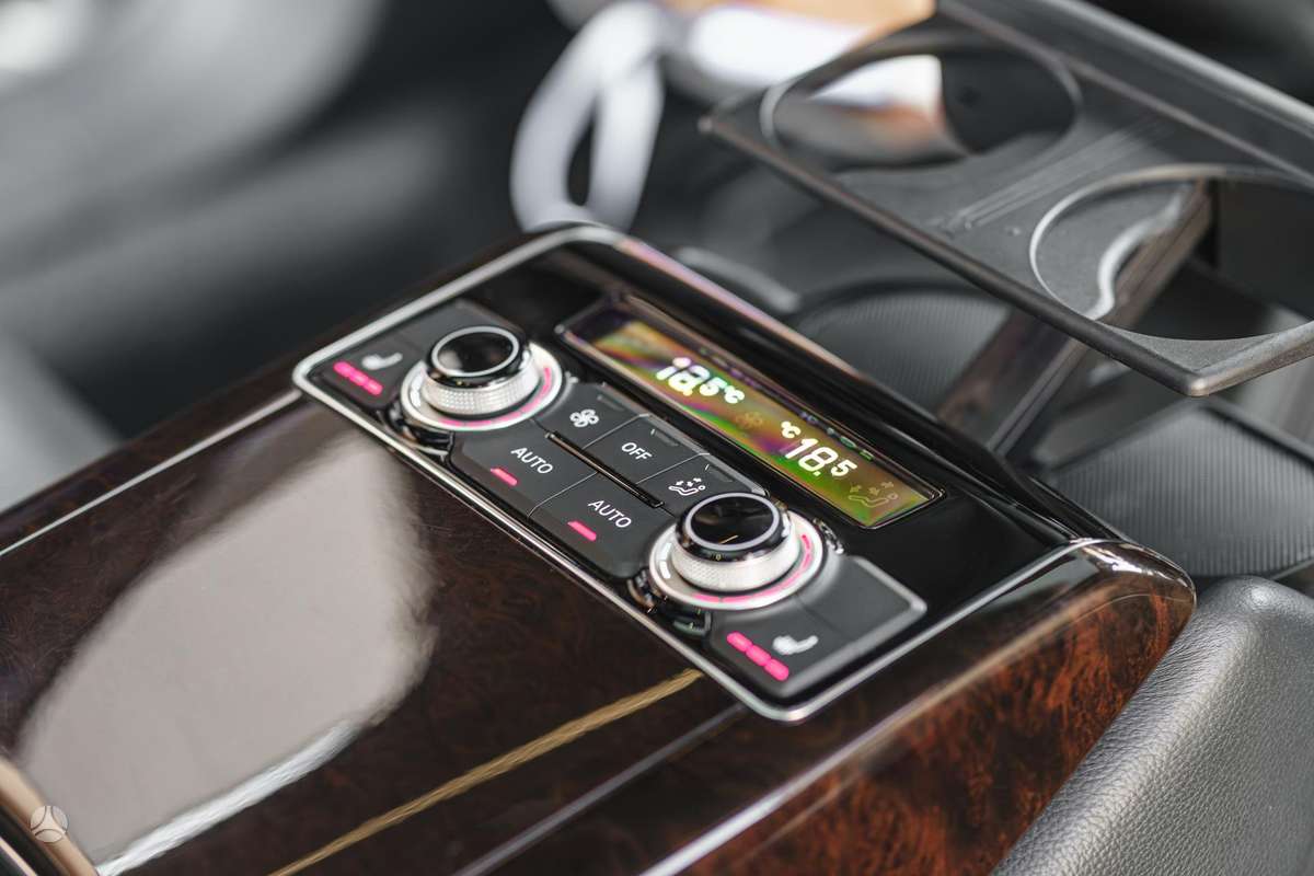 Audi A8 L, 3.0 l., Лимузин