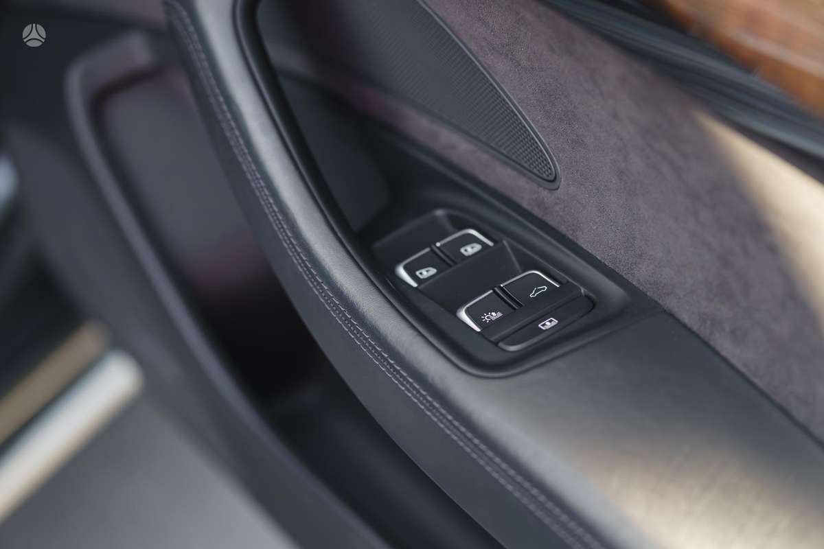 Audi A8 L, 3.0 l., Лимузин