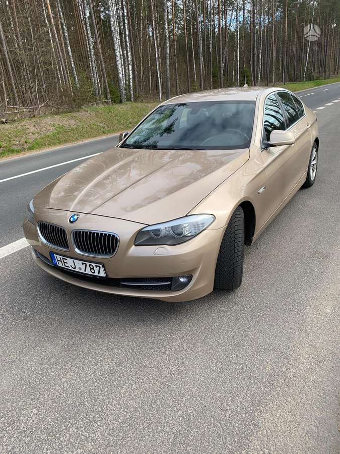 BMW 520, 2.0 l., Седан