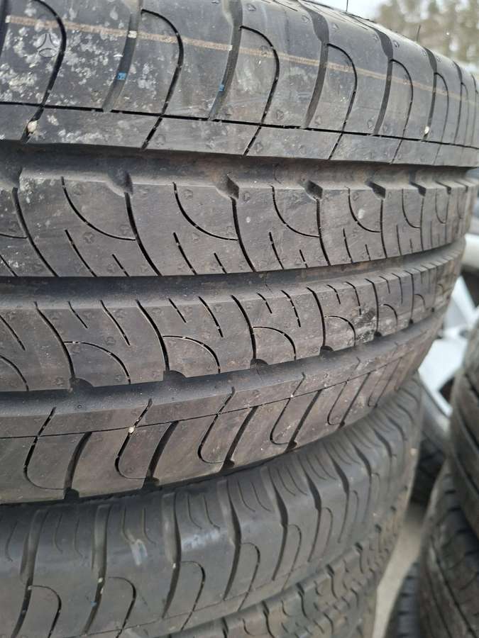 Goodyear, vasarinės 215/65 R15