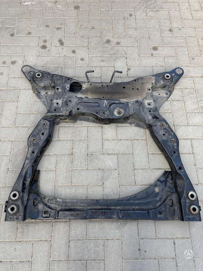 Volvo XC90, 32381810, engine cradle