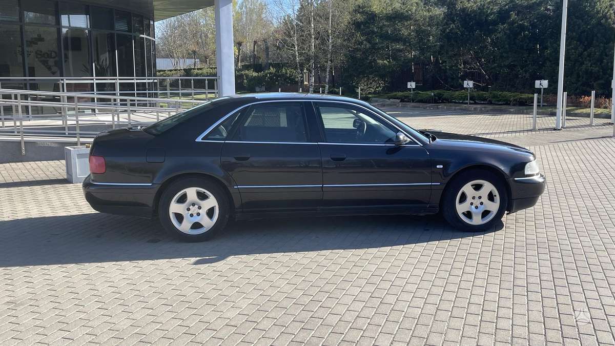 Audi A8, 2.8 l., Лимузин