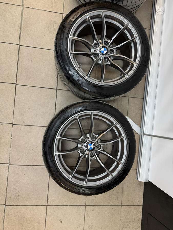 BMW 513m, lengvojo lydinio, R18