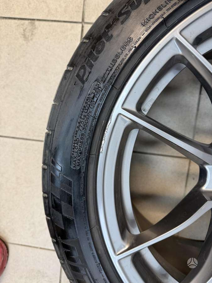 BMW 513m, light alloy, R18