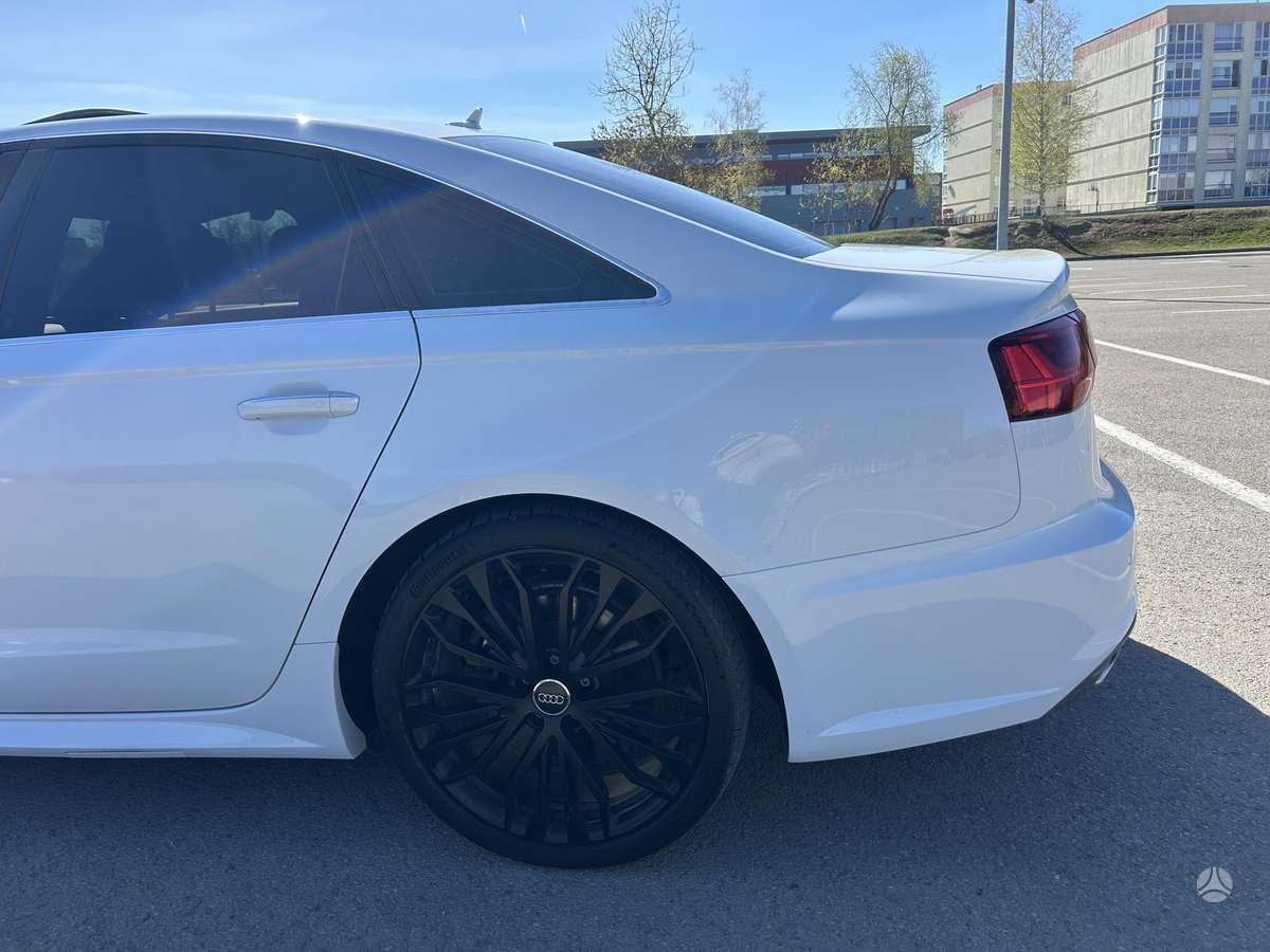 Audi A6, 2.0 l., Седан