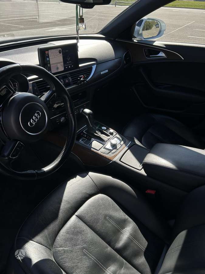Audi A6, 2.0 l., Седан