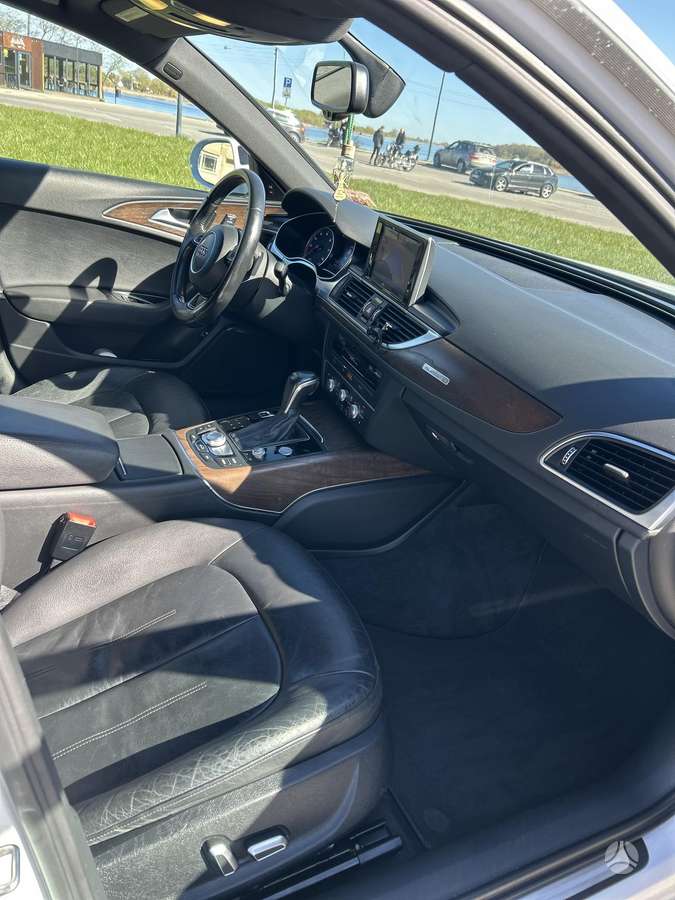 Audi A6, 2.0 l., Седан