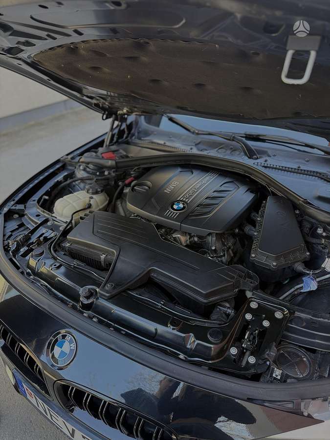 BMW 318, 2.0 l., Седан