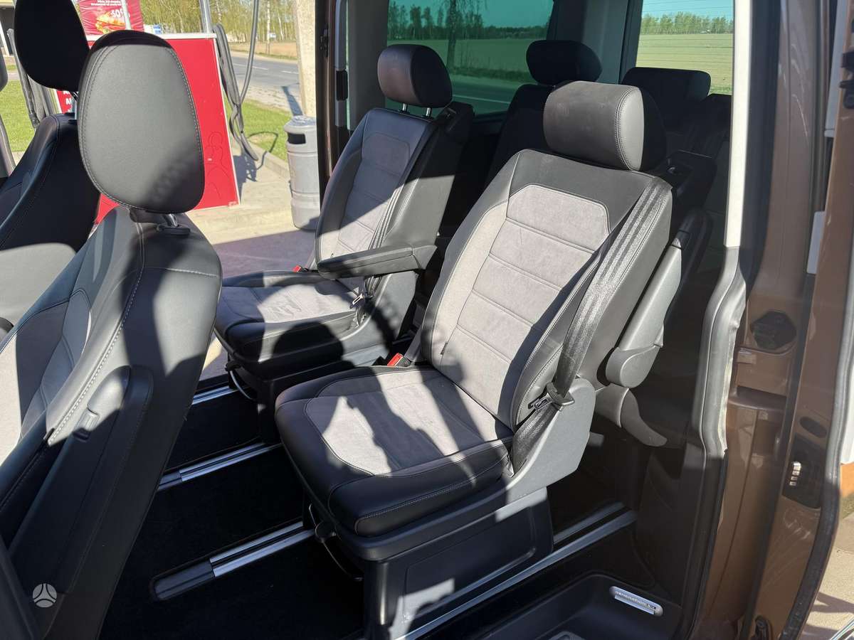 Volkswagen Multivan - 9
