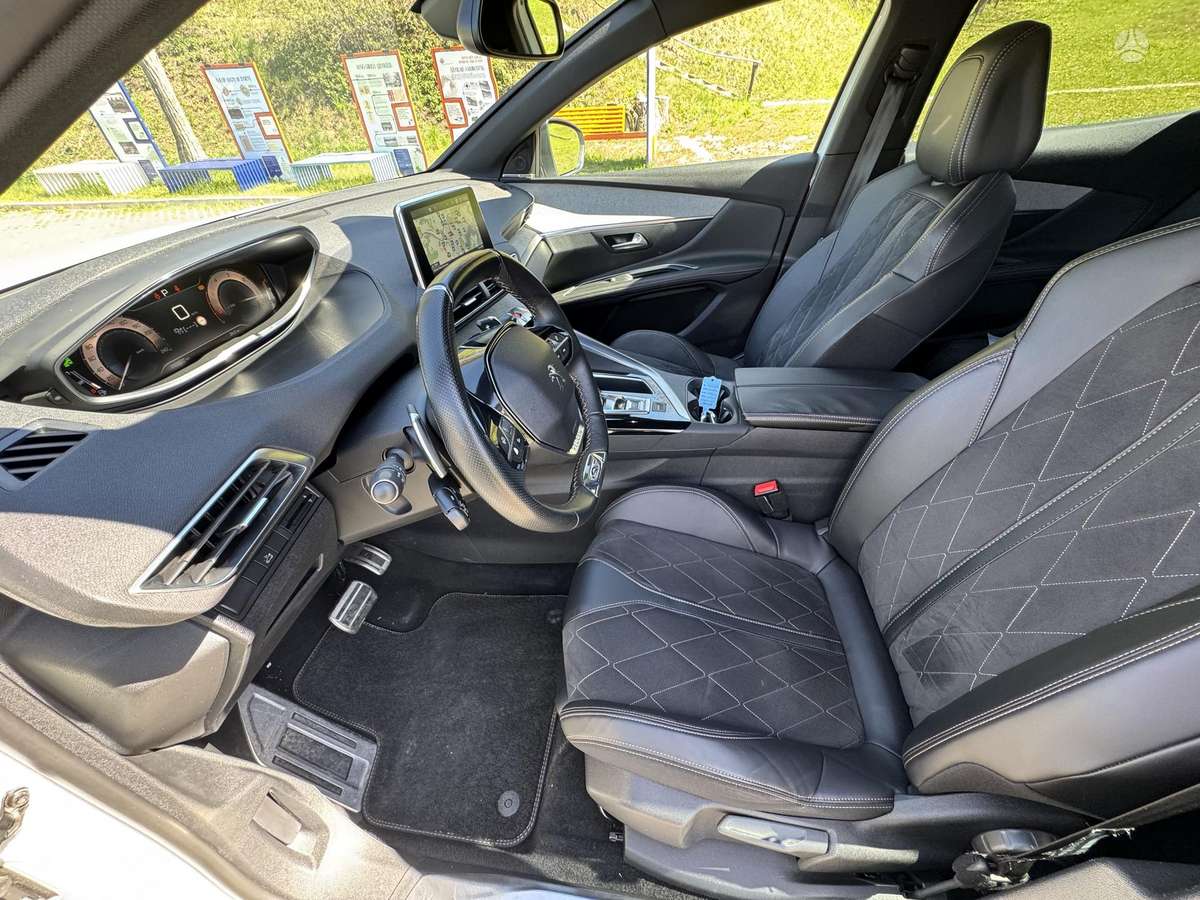 Peugeot 3008 - 11
