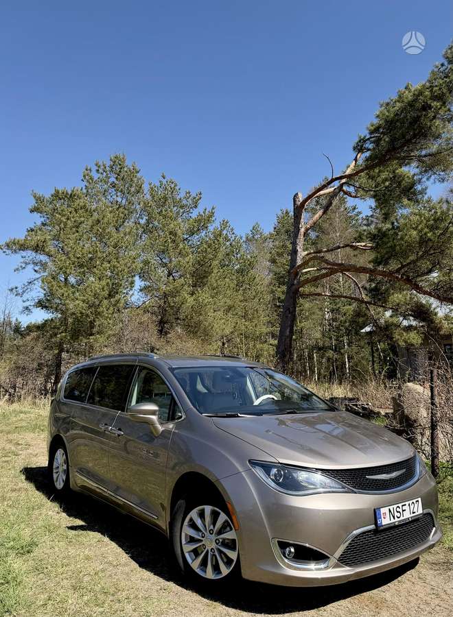 Chrysler Pacifica, 3.6 l., Минивэн