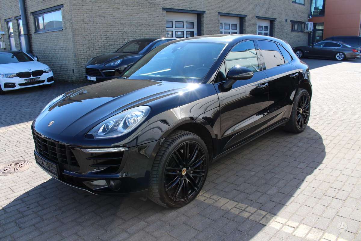 Porsche Macan - 2