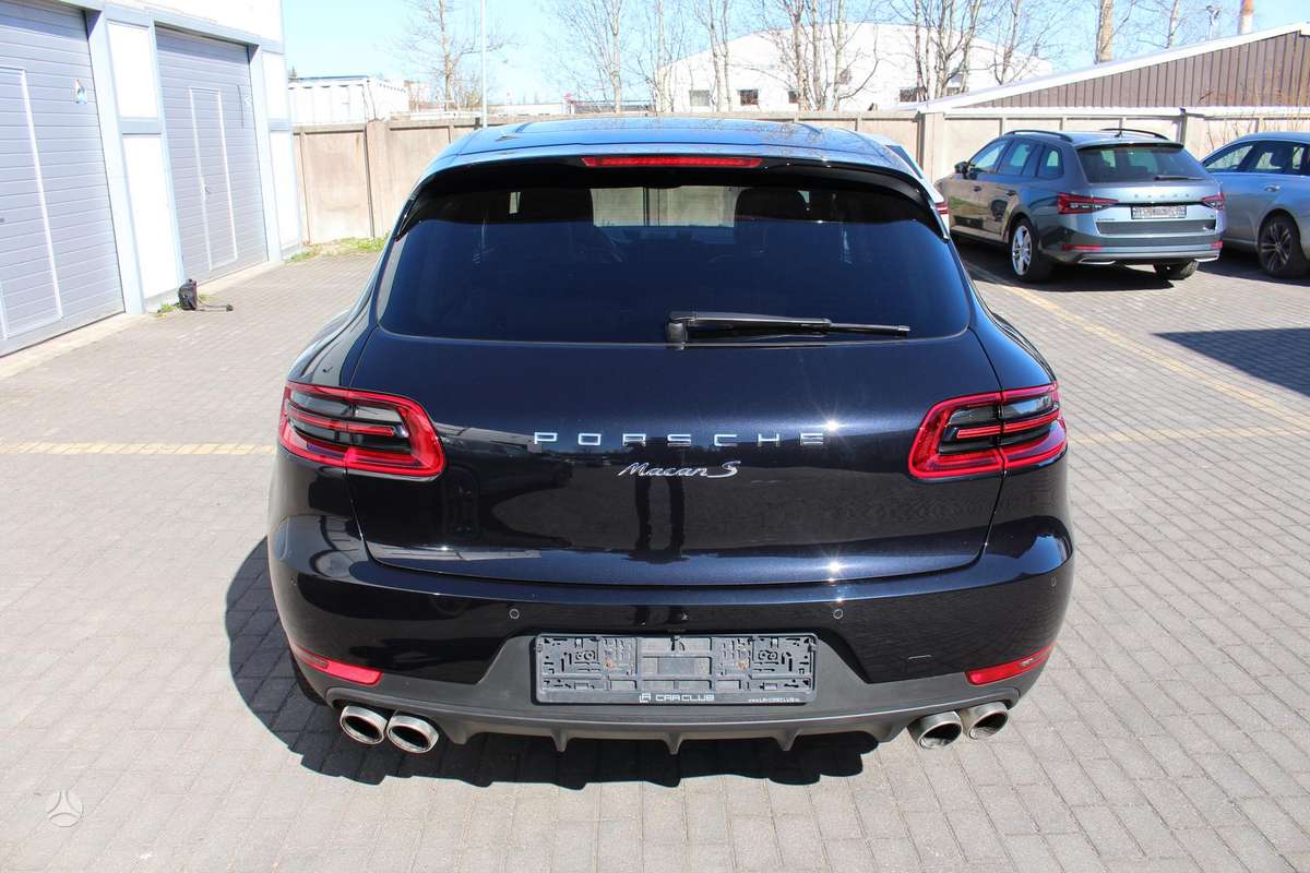 Porsche Macan - 5