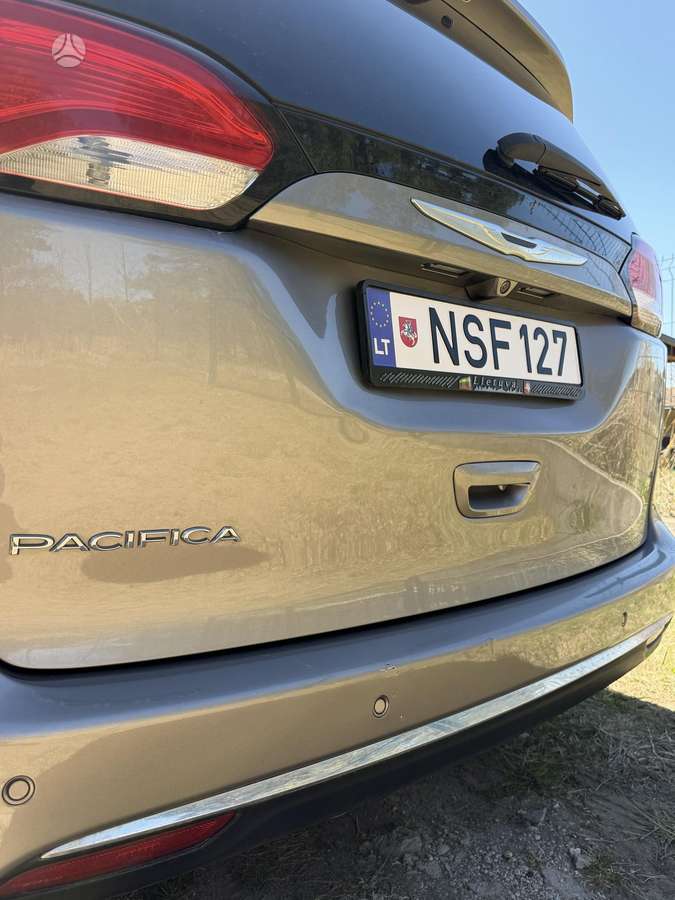 Chrysler Pacifica, 3.6 l., Минивэн