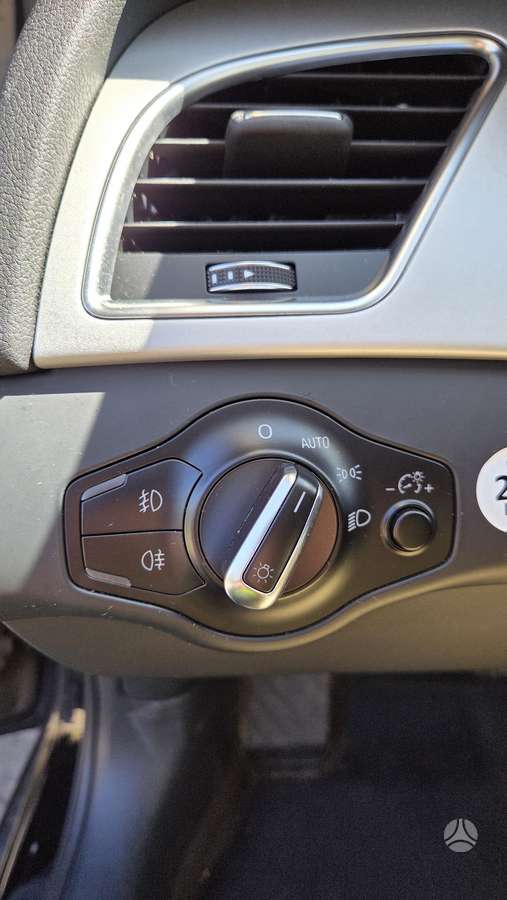 Audi A4, 2.0 l., sedanas