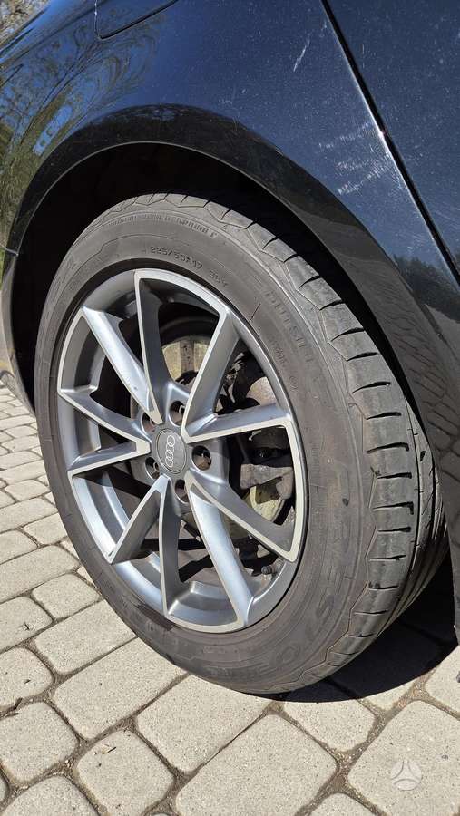 Audi A4, 2.0 l., sedanas