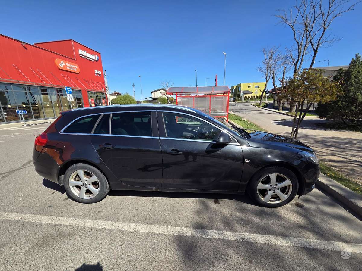 Opel Insignia, 2.0 l., wagon