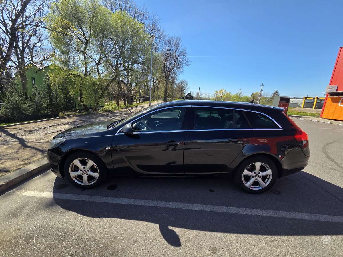 Opel Insignia, 2.0 l., wagon