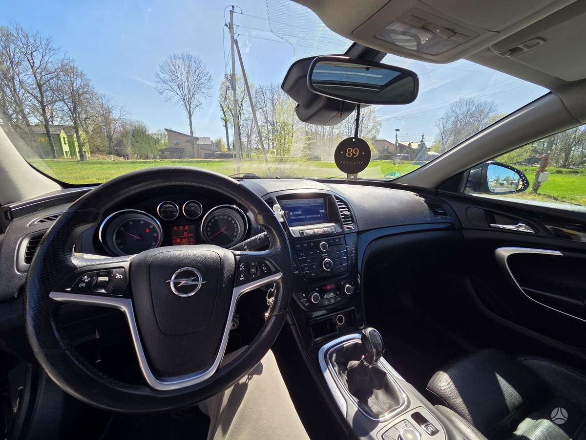 Opel Insignia, 2.0 l., wagon