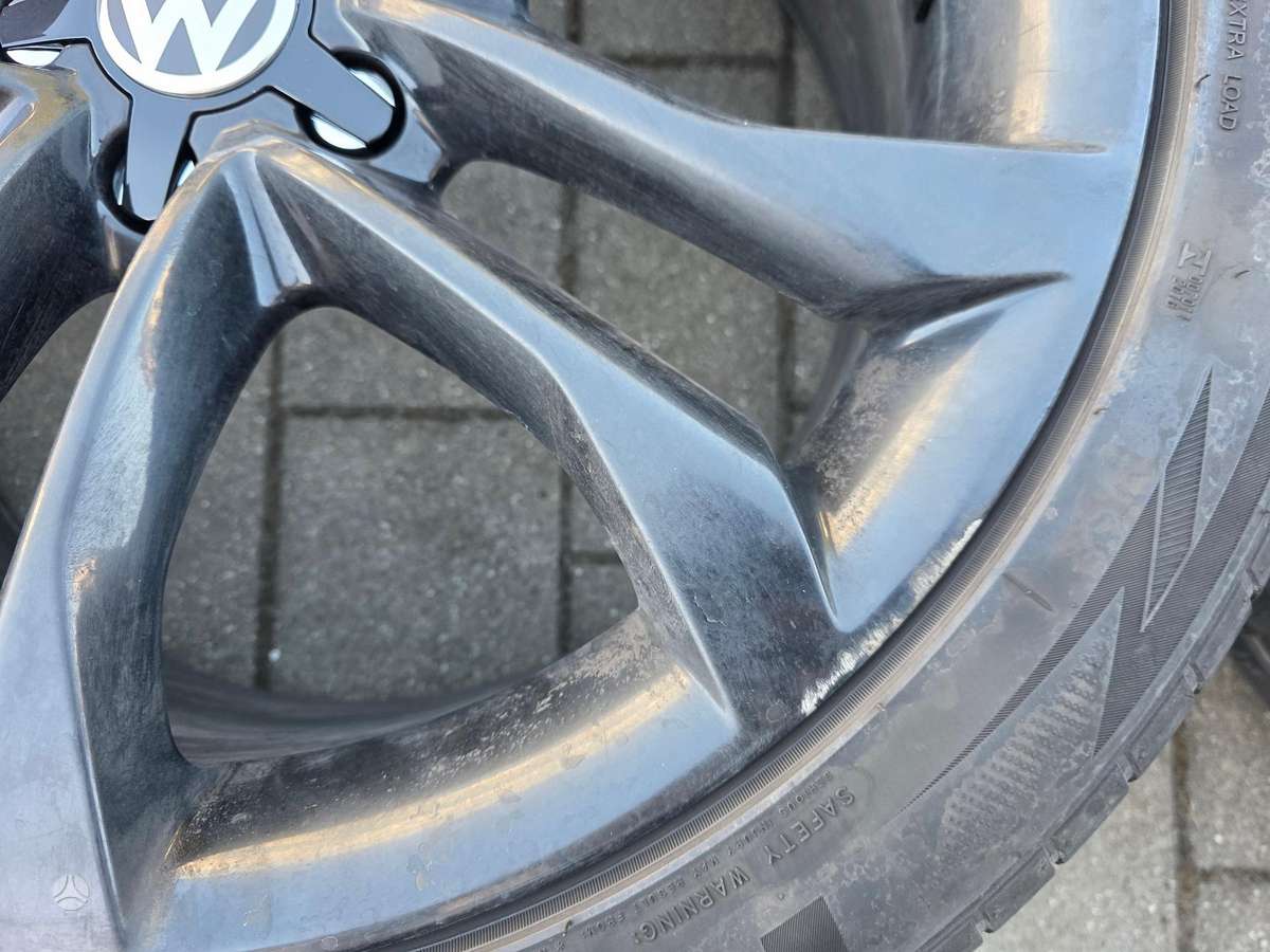 Audi 4H0601025BL, light alloy, R20