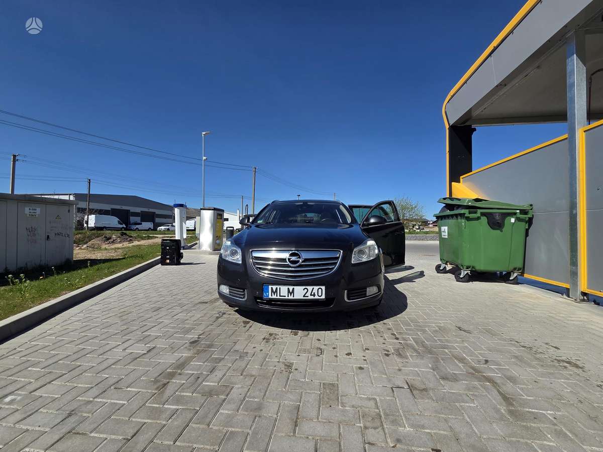 Opel Insignia, 2.0 l., wagon