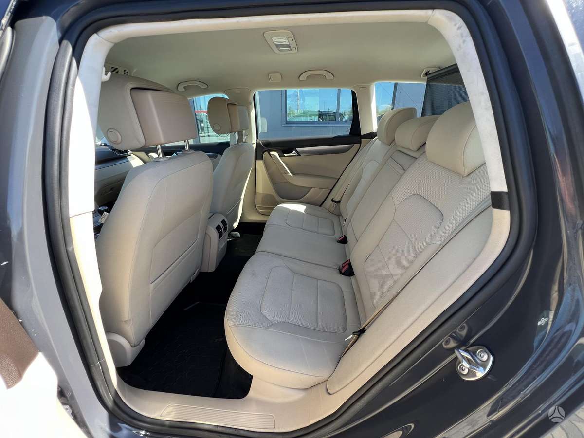Volkswagen Passat, 1.6 l., Универсал