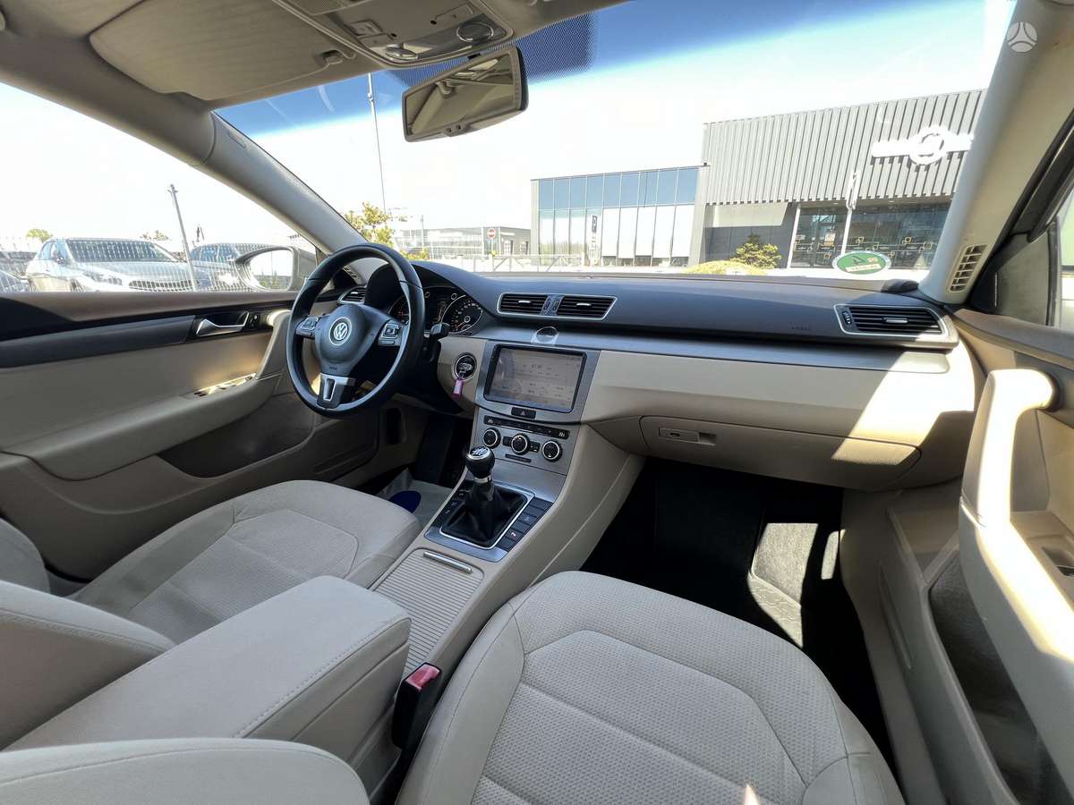 Volkswagen Passat, 1.6 l., Универсал