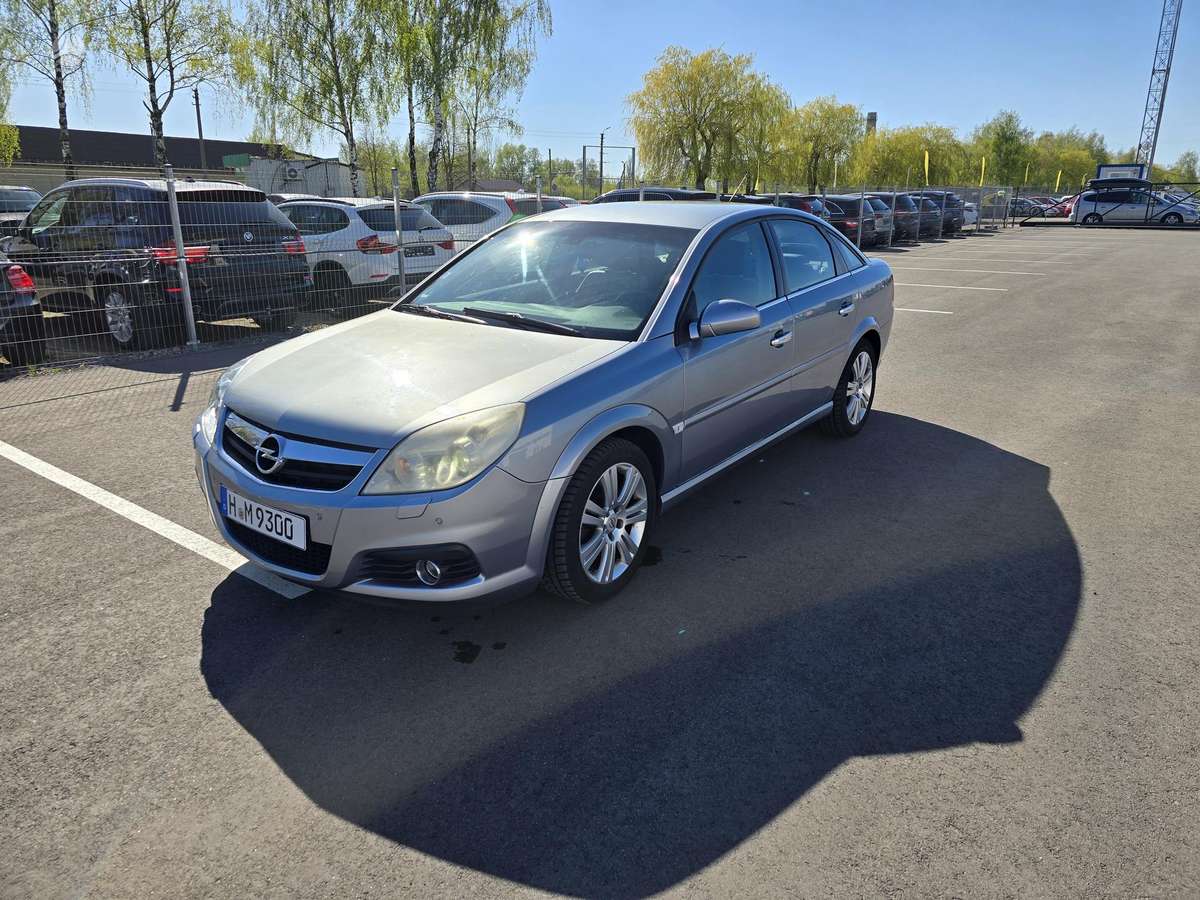 Opel Vectra, 2.2 l., Седан