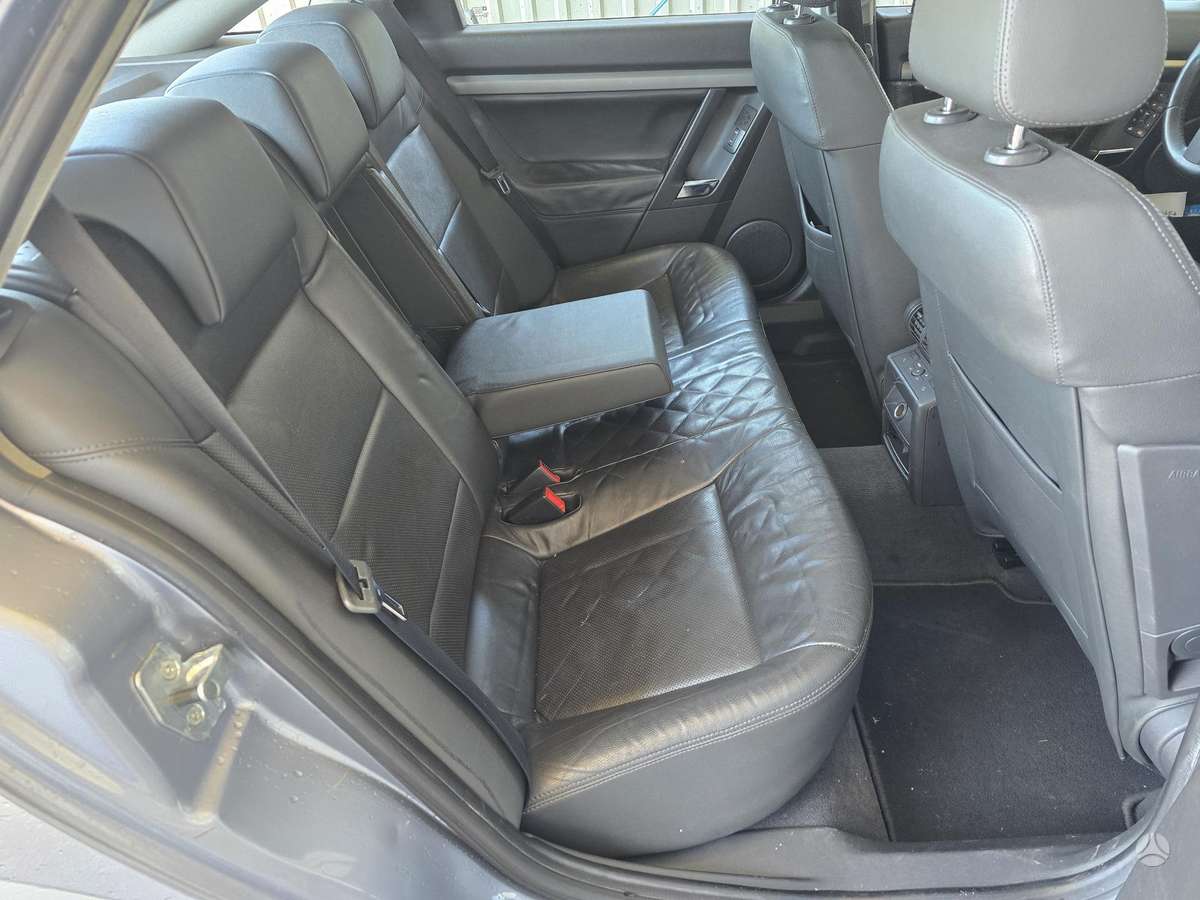 Opel Vectra, 2.2 l., Седан
