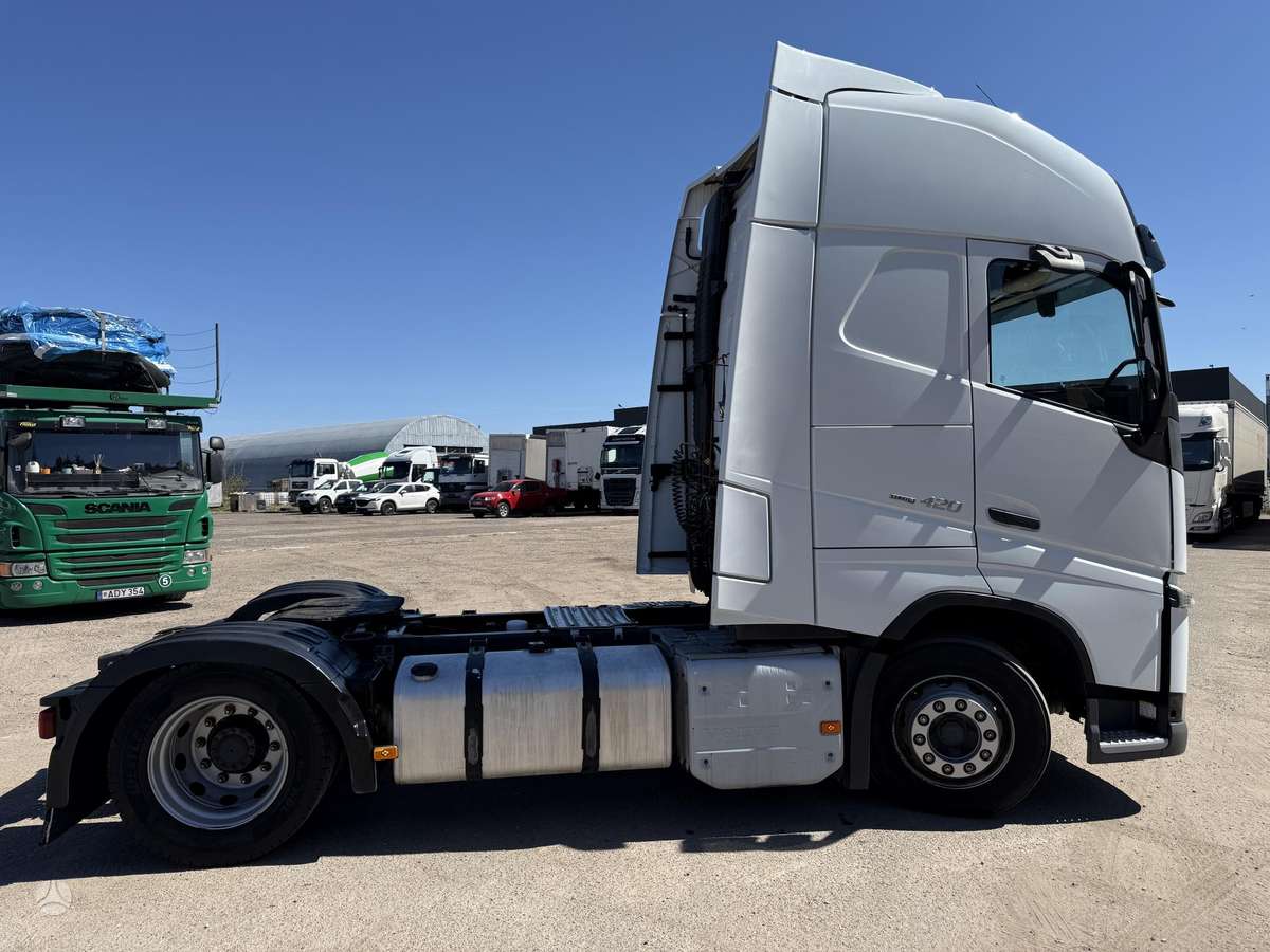 Volvo Fh420, double sleeper
