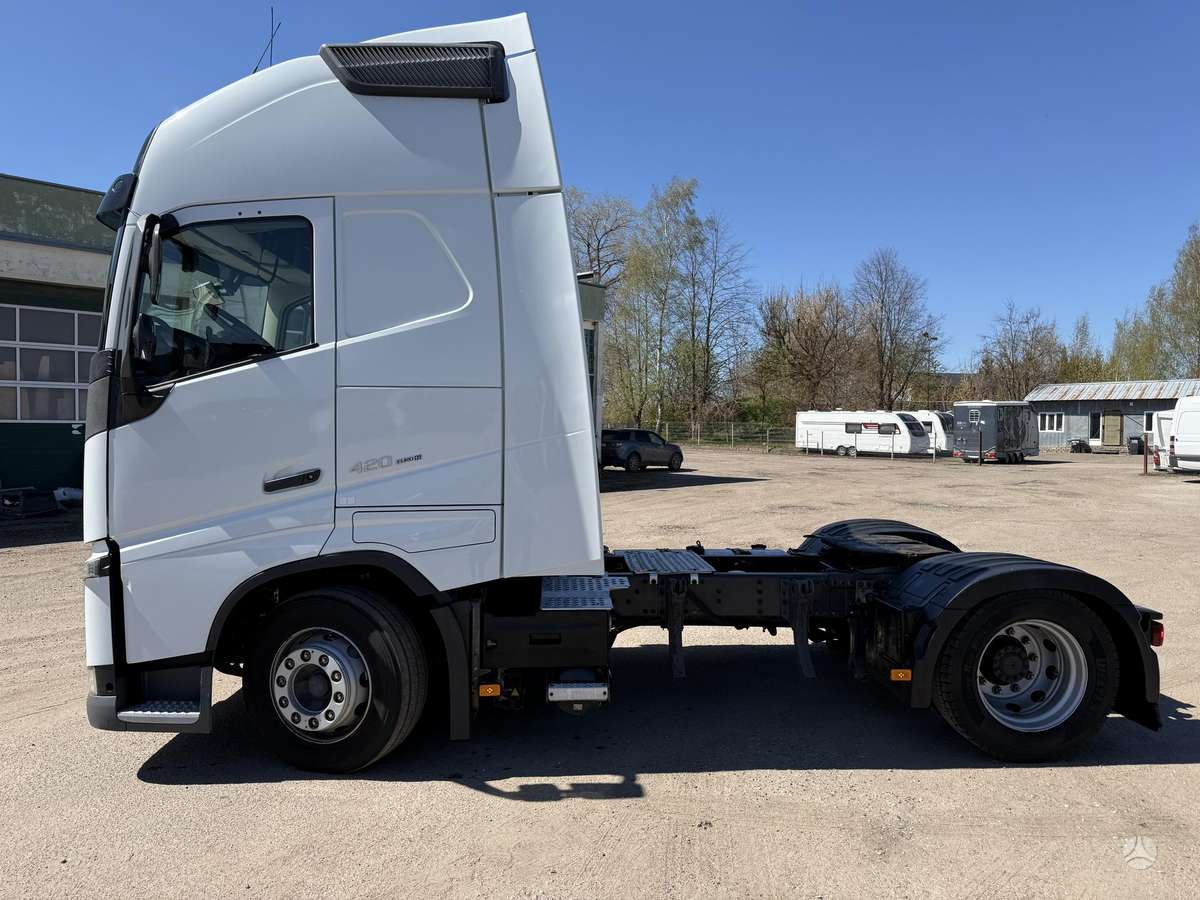 Volvo Fh420, double sleeper