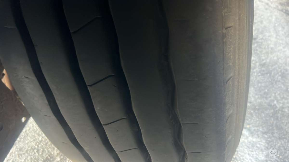 Krone, curtain / tarpaulin