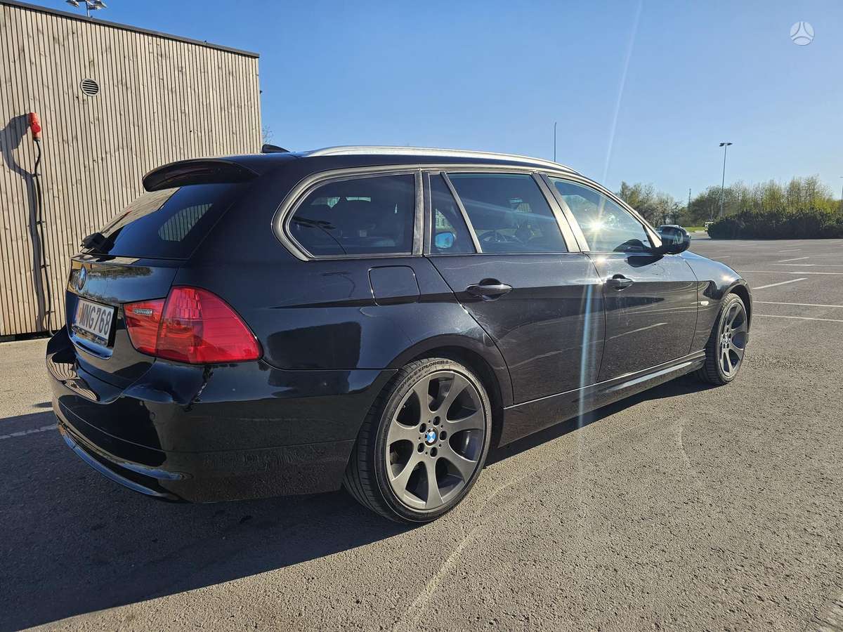 BMW 320, 2.0 l., universalas