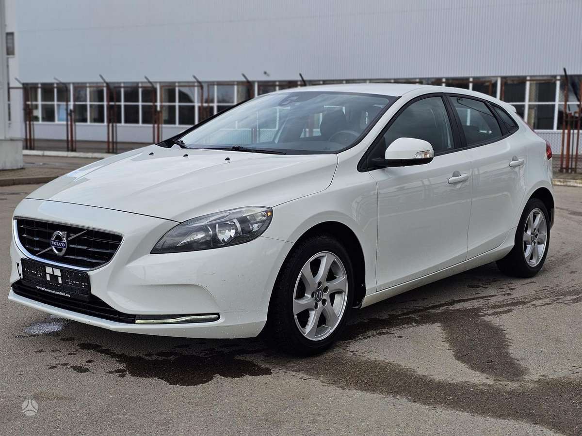 Volvo V40, 1.6 l., Хэтчбек