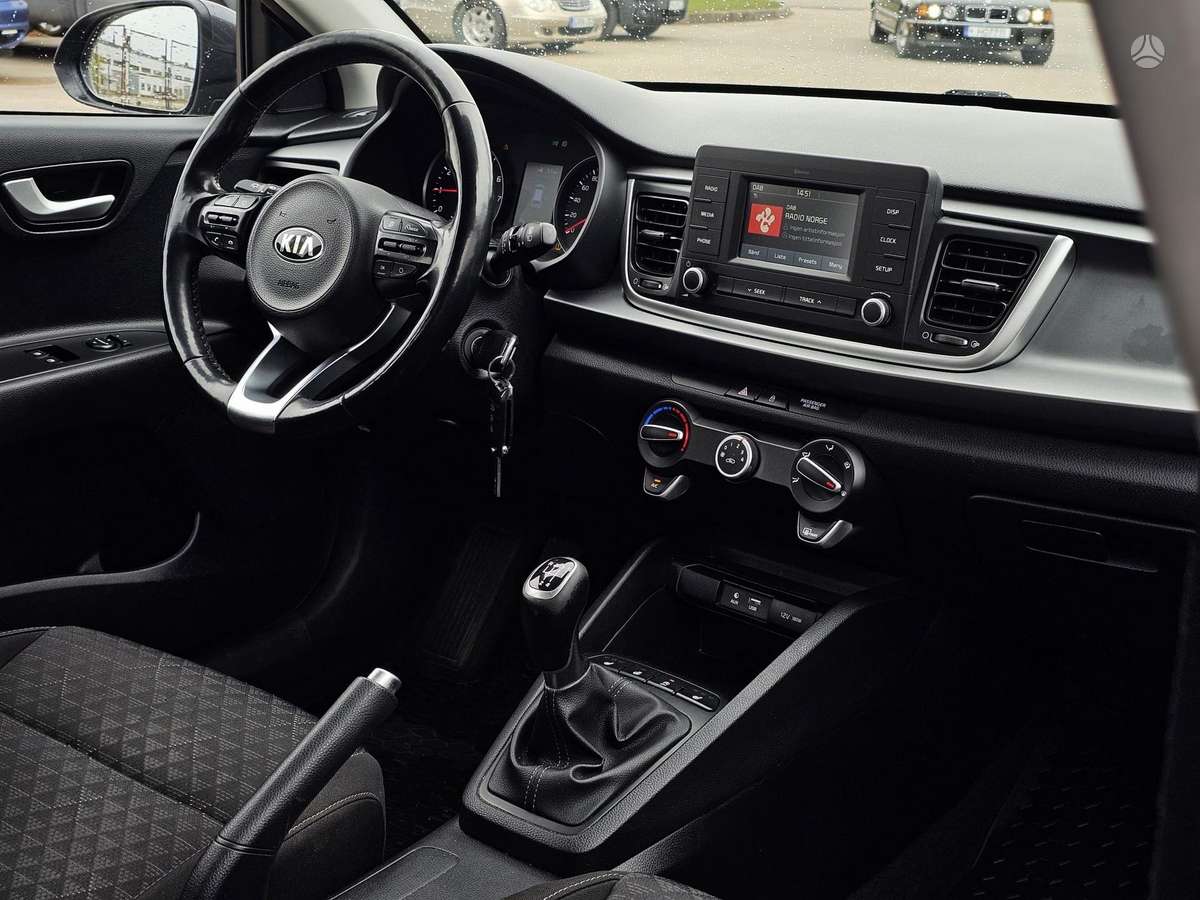Kia Rio, 1.0 l., Хэтчбек
