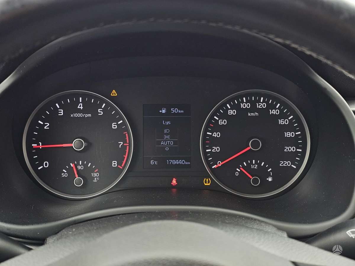 Kia Rio, 1.0 l., Хэтчбек