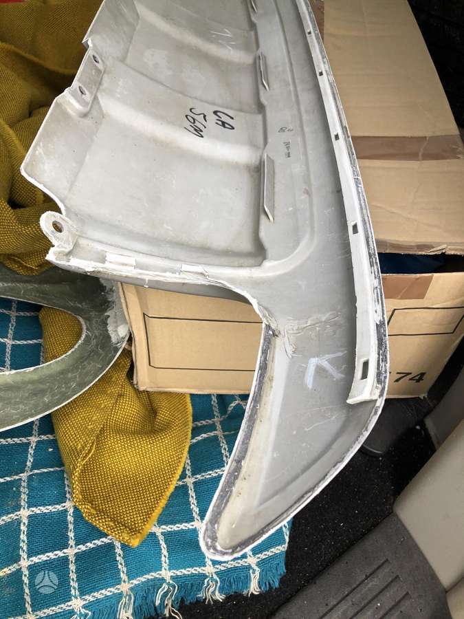 Volvo XC60 spoilers