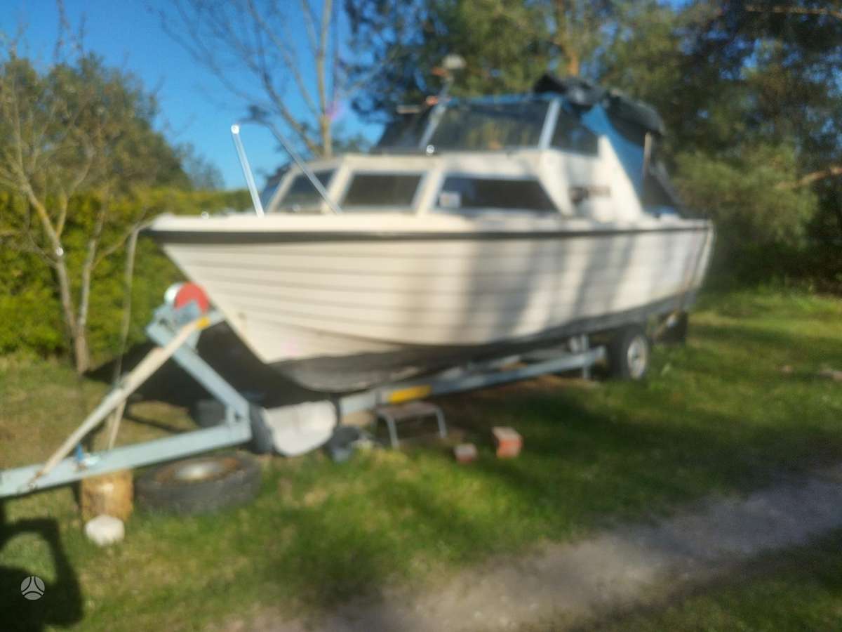 Uttern 590, yachts / cruisers