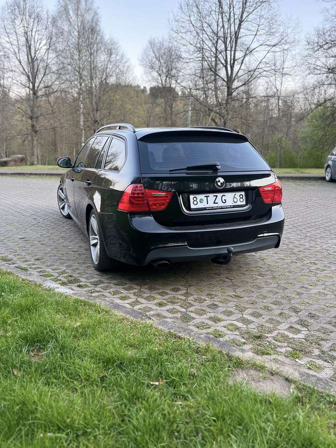 BMW 318, 2.0 l., wagon