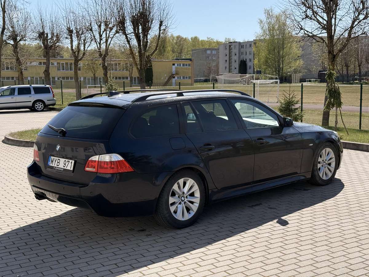BMW 525, 2.5 l., Универсал